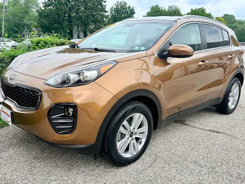 Used 2017 Kia Sportage LX w/ LX Popular Package AWD/4WD image 8