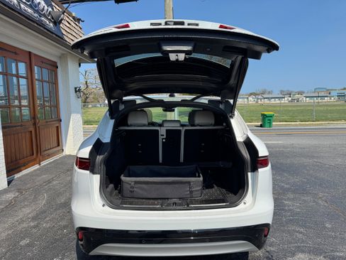 Used 2022 Jaguar F-PACE S image 28
