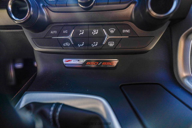 Used 2015 Chevrolet Corvette Z06 w/ Z07 Performance Package RWD image 41