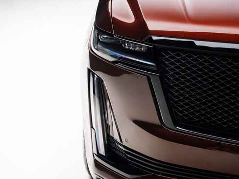 Used 2023 Cadillac Escalade ESV Sport Platinum w/ Heavy-Duty Trailer Package image 12