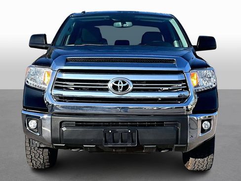 Used 2016 Toyota Tundra SR5 w/ TRD Off Road Package image 3