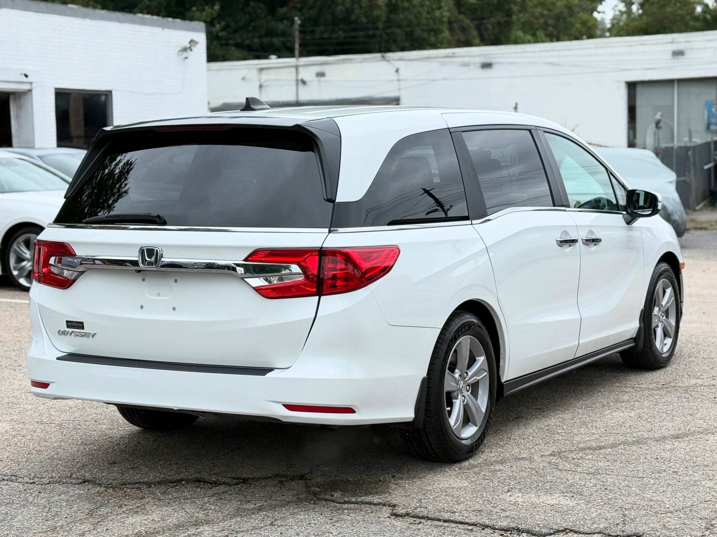 Used 2020 Honda Odyssey EX-L image 5