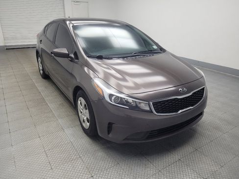 Used 2017 Kia Forte LX FWD image 13
