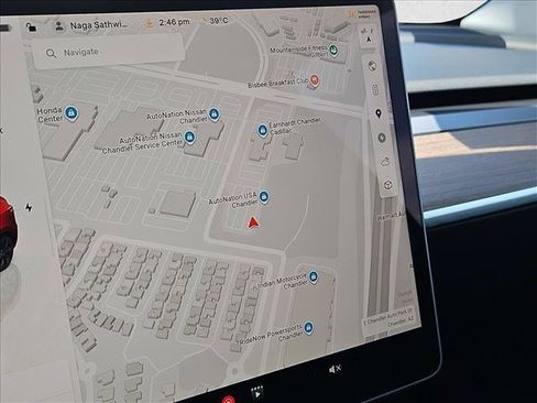Used 2024 Tesla Model Y Long Range AWD/4WD image 19
