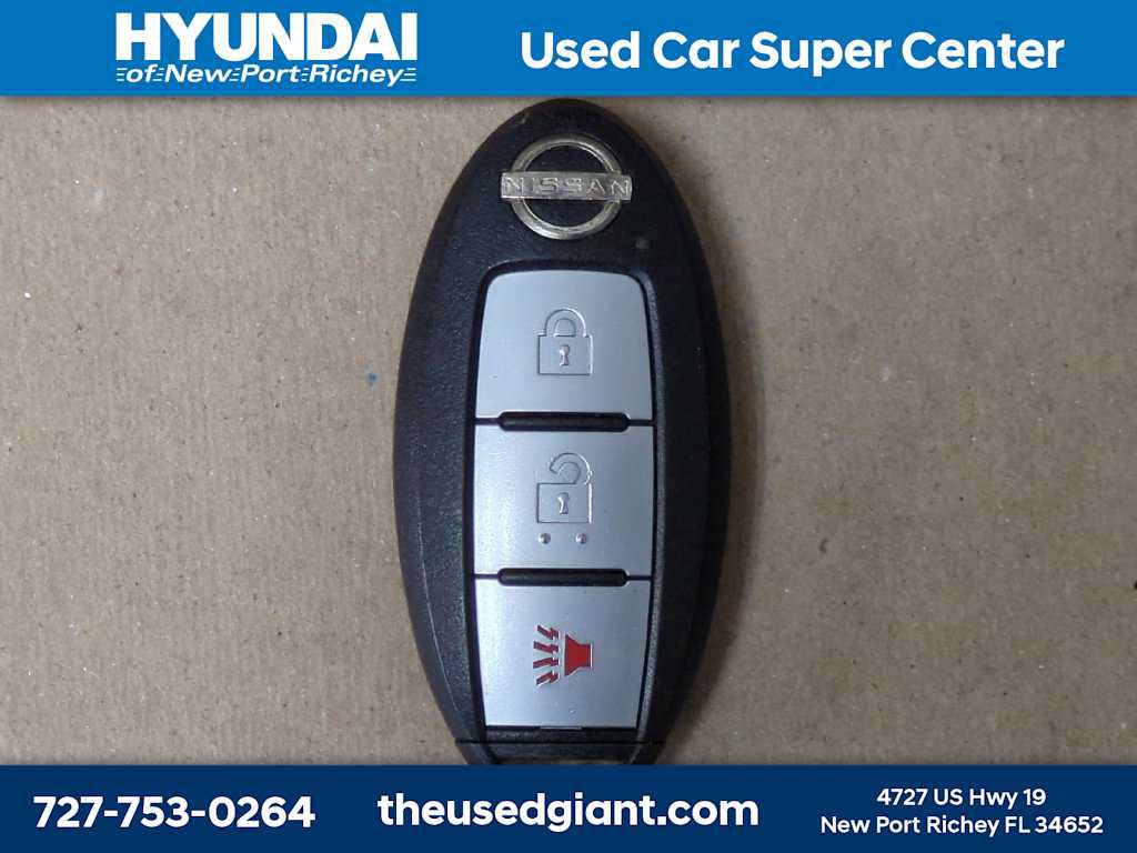 Used 2022 Nissan Pathfinder S FWD image 30