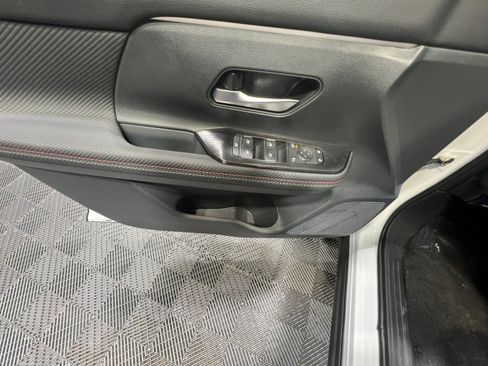 New 2026 Nissan Kicks SR w/ SR Premium Package FWD image 14