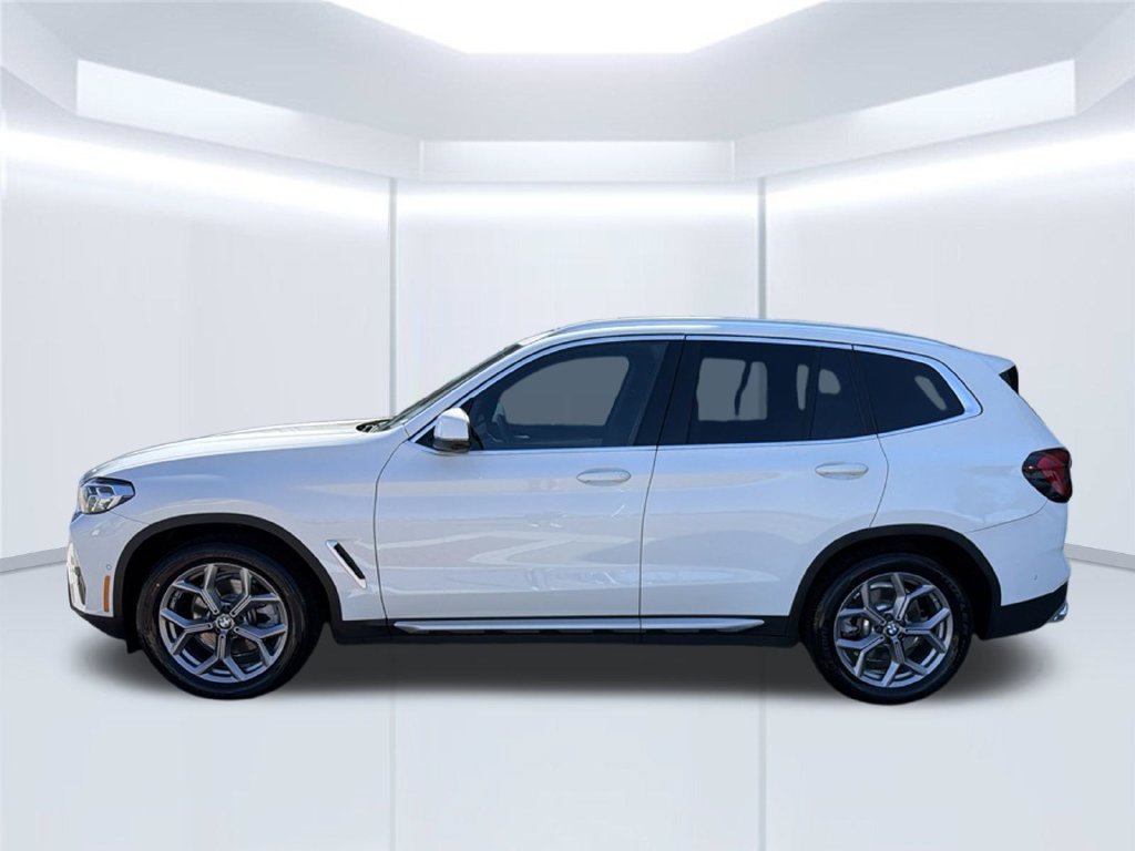 Used 2023 BMW X3 sDrive30i w/ Premium Package RWD image 3