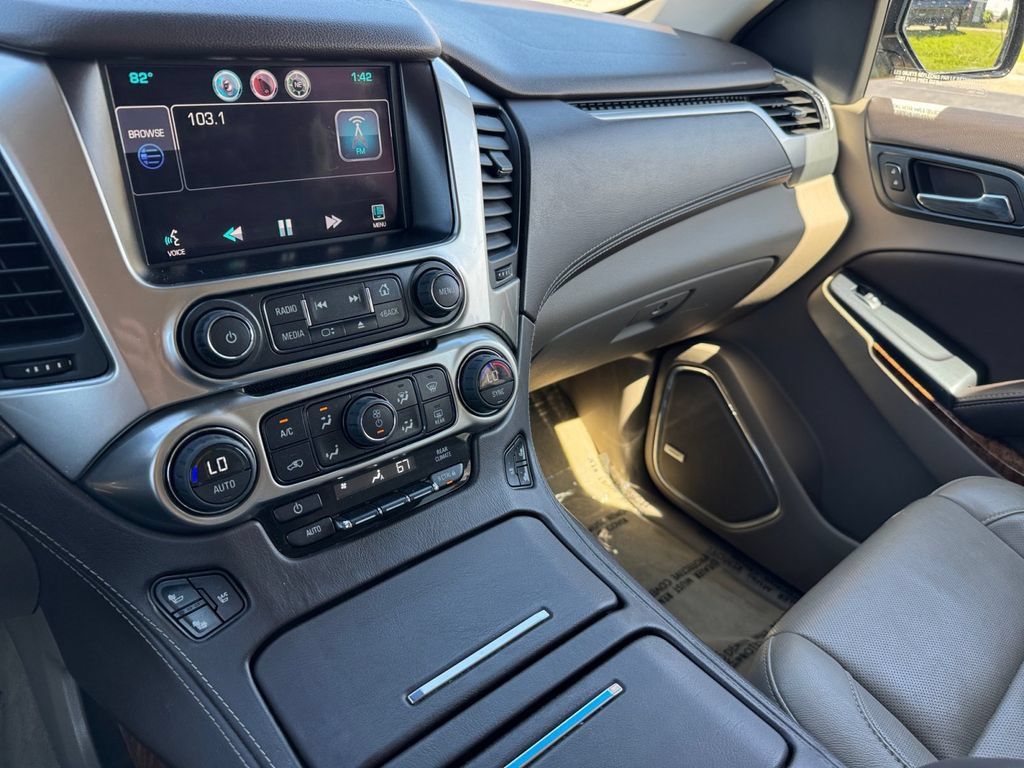 Used 2015 Chevrolet Tahoe LTZ AWD/4WD image 28