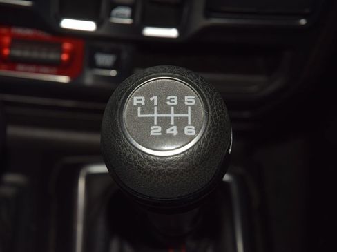 Used 2019 Jeep Wrangler Unlimited Rubicon AWD/4WD image 41