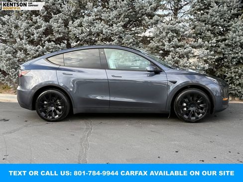 Used 2023 Tesla Model Y Long Range image 9