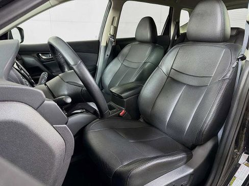 Certified 2018 Nissan Rogue SL image 16