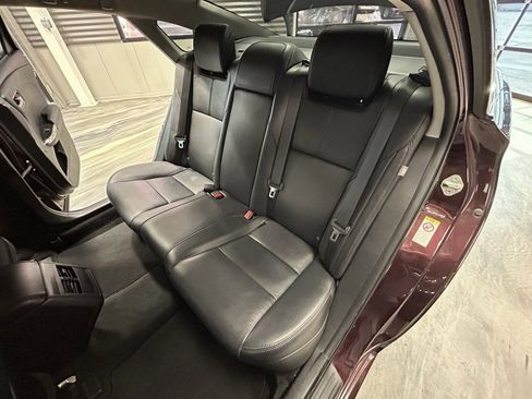 Used 2018 Toyota Avalon XLE image 7