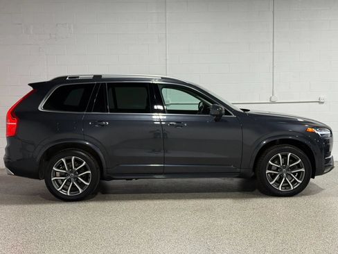 Used 2017 Volvo XC90 T6 Momentum w/ Vision Package AWD/4WD image 5