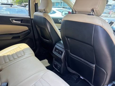 Used 2016 Ford Edge SEL w/ Equipment Group 201A FWD image 8