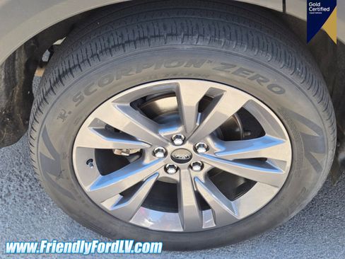 Certified 2023 Ford Explorer XLT w/ Equipment Group 202A RWD image 4