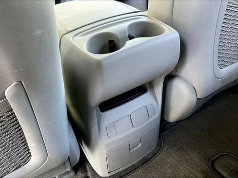 Used 2021 Kia Sedona LX FWD image 10