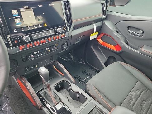New 2025 Nissan Frontier Pro-X w/ Pro Convenience Package image 32
