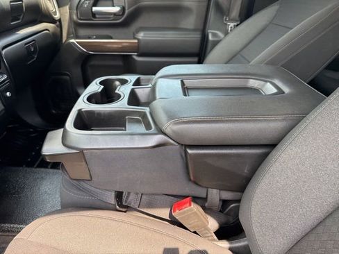 Used 2022 Chevrolet Silverado 3500 LT AWD/4WD image 14