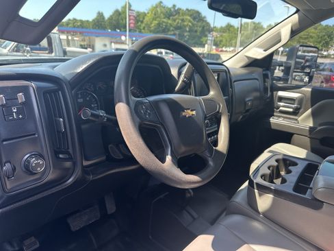 Used 2016 Chevrolet Silverado 3500 W/T w/ WT Convenience Package AWD/4WD image 21