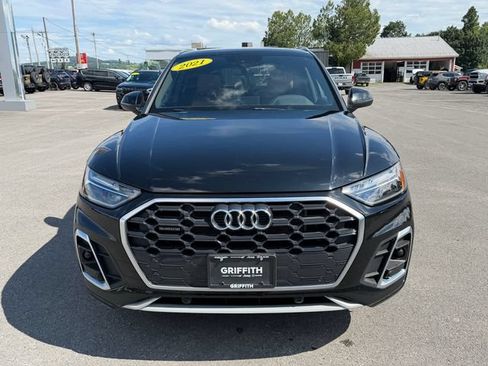 Used 2021 Audi Q5 e Premium AWD/4WD image 8