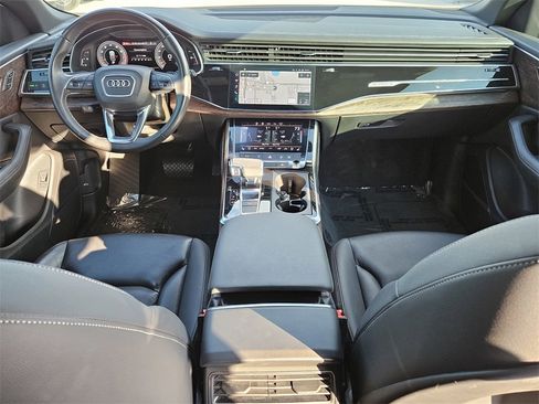 Used 2023 Audi Q8 Premium Plus w/ Premium Plus Package image 40