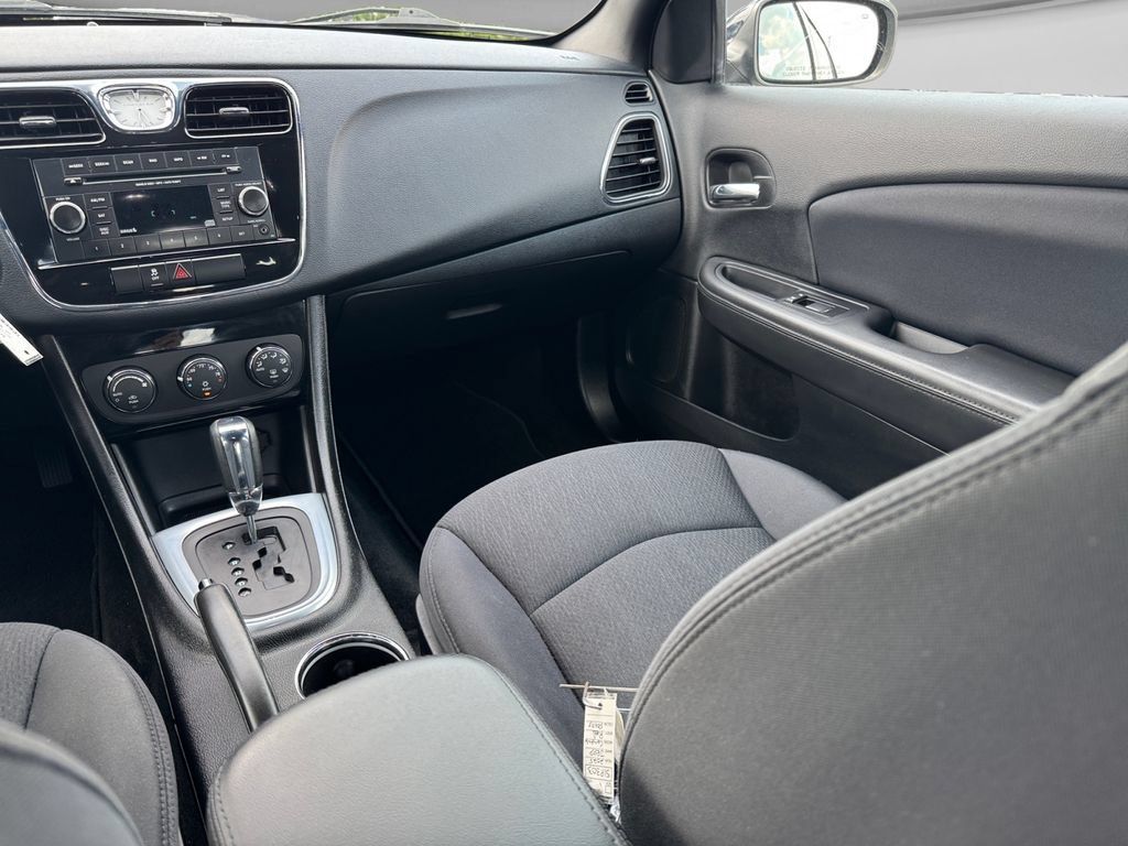Used 2013 Chrysler 200 Touring FWD image 23