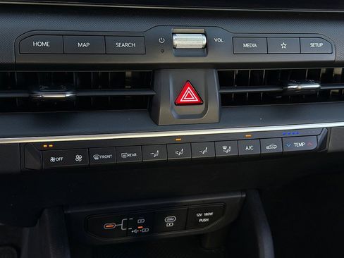 Used 2025 Kia K4 FWD image 14