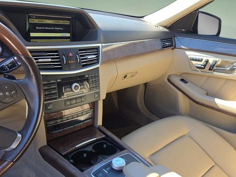 Used 2011 Mercedes-Benz E 350 E 350 image 16