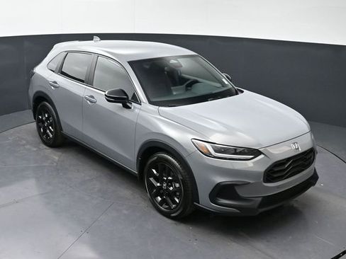 Used 2025 Honda HR-V Sport image 25