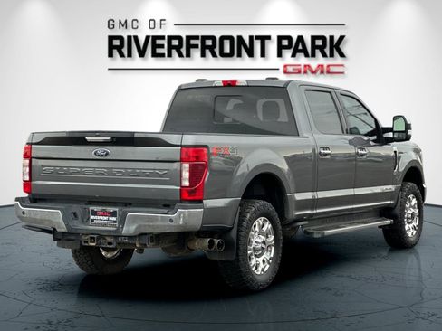 Used 2021 Ford F250 Lariat w/ Chrome Package image 3