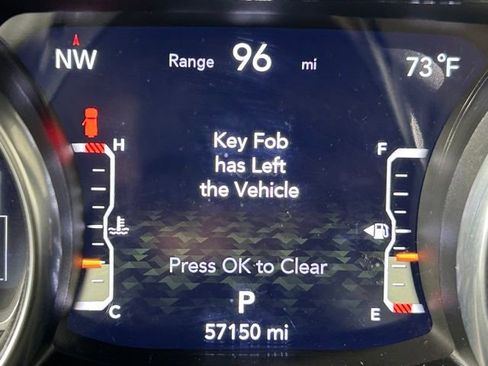 Used 2021 Jeep Wrangler Unlimited Sahara AWD/4WD image 32