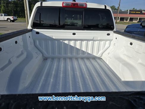 New 2025 Chevrolet Colorado LT w/ LT Convenience Package image 8