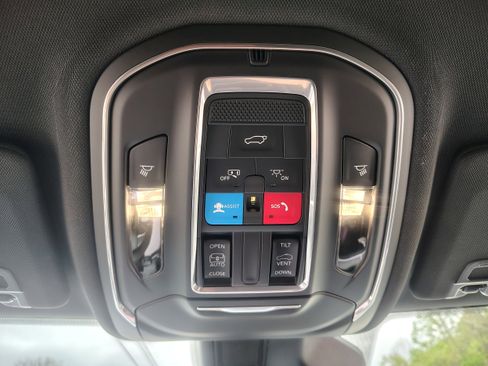 New 2026 Jeep Grand Cherokee L 4WD image 42