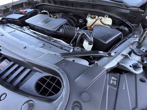 Used 2022 Chevrolet Tahoe LT w/ Luxury Package image 35