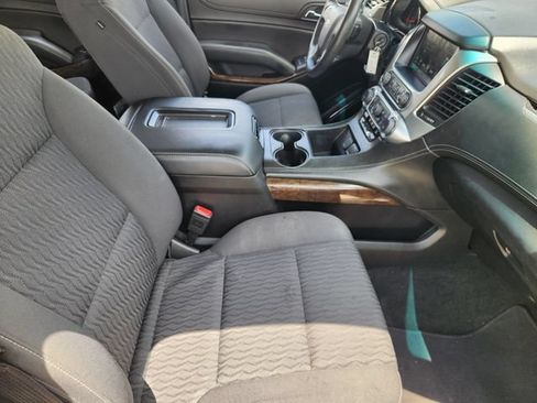 Used 2018 Chevrolet Tahoe LS RWD image 13