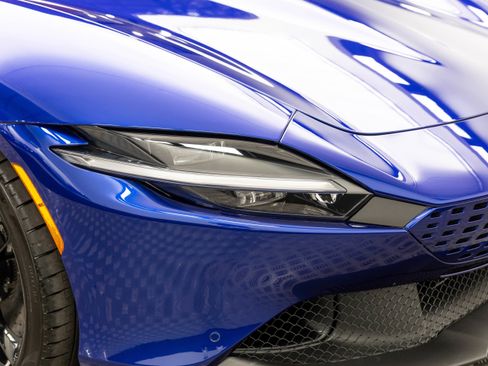 Used 2025 Ferrari Roma Spider image 52