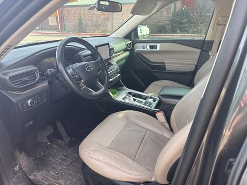 Used 2020 Ford Explorer Limited image 7