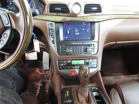 Used 2010 Maserati GranTurismo S image 82