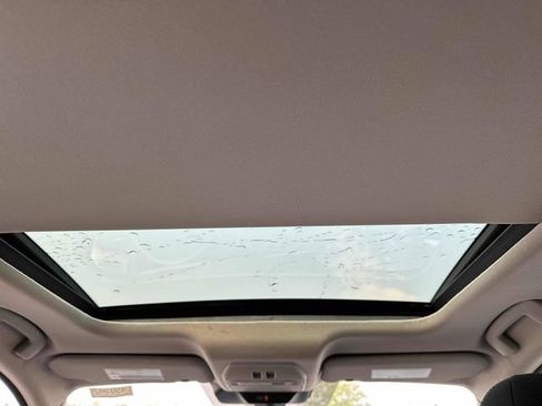 New 2025 Nissan Kicks SV w/ SV Premium Package image 11