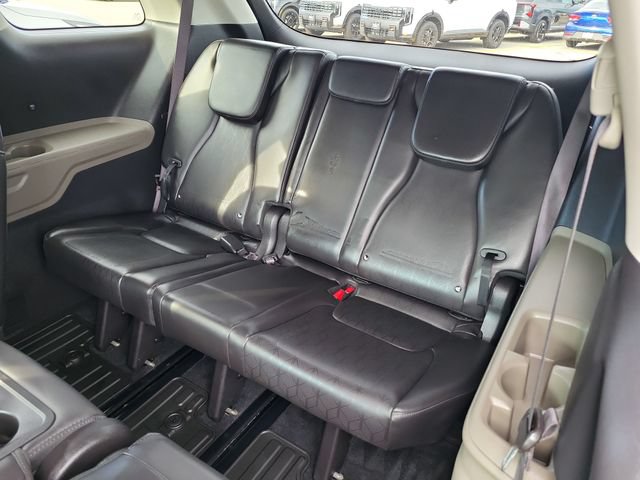 Certified 2026 Kia Carnival FWD image 15