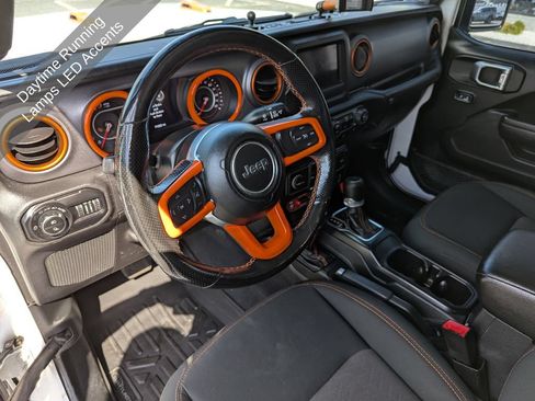 Used 2021 Jeep Gladiator Mojave w/ LED Lighting Group AWD/4WD image 15