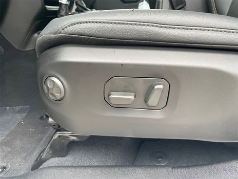 New 2025 Jeep Wrangler Sahara image 13