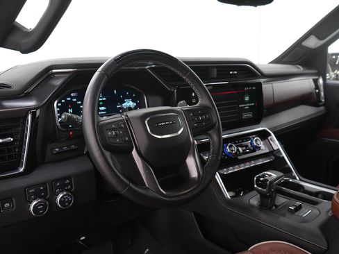 Used 2025 GMC Sierra 1500 Denali Ultimate AWD/4WD image 26