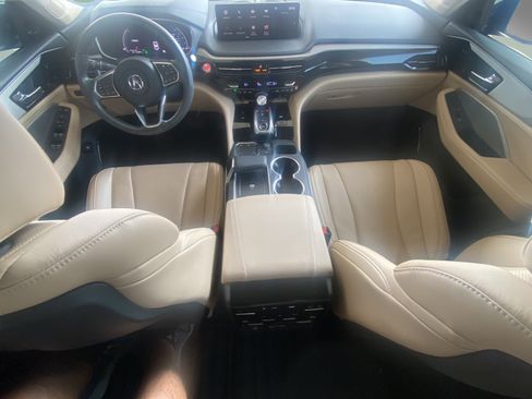 Used 2024 Acura MDX SH-AWD w/ Technology Package image 15