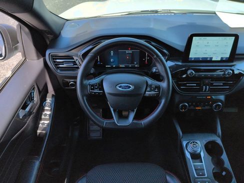 Certified 2025 Ford Escape ST-Line FWD image 15