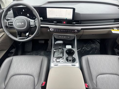 New 2026 Kia Carnival SX FWD image 13