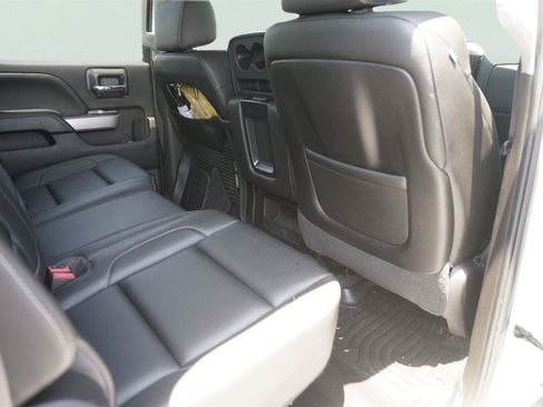 Used 2015 Chevrolet Silverado 2500 LT w/ LT Convenience Package AWD/4WD image 14