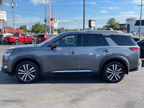 Used 2024 Nissan Pathfinder Platinum w/ Cargo Package FWD image 6