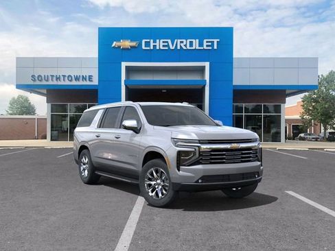 New 2025 Chevrolet Suburban Premier image 1