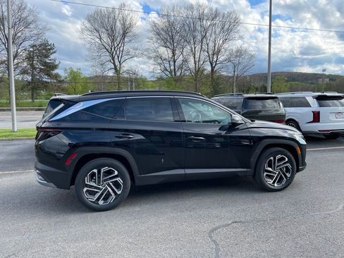 New 2026 Hyundai Tucson Limited AWD/4WD image 3